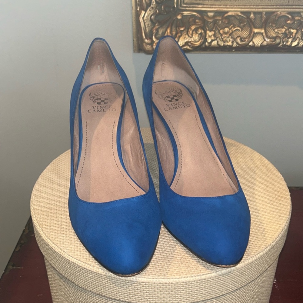 Vince Camuto Torva size 10 blue suede leather